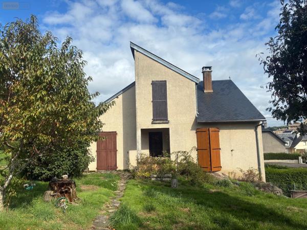 Maison de ville à vendre à Salles-Curan dans l'Aveyron (12410), ref :   
FOURNISERIE
