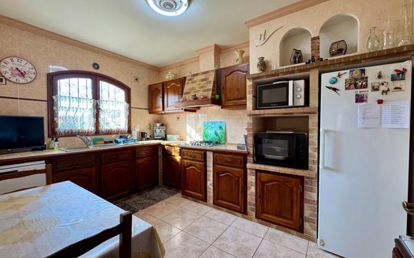 Maison à vendre    5 pièces •  Béziers