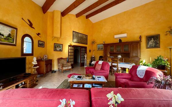 Maison à vendre    5 pièces •  Béziers