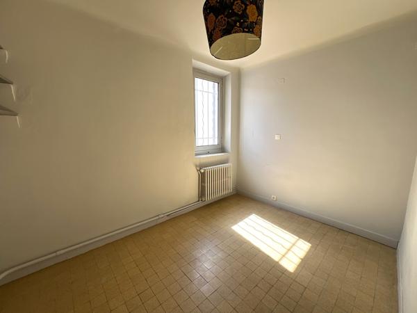 MAISON DE VILLE À MOULEYRES - 70 m2 avec extérieurs