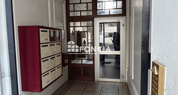 Location Appartement 2 pièces 65.19 m² - Levallois-perret 92300