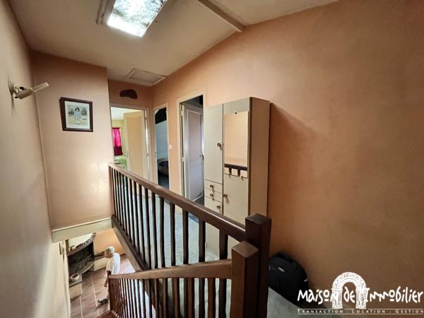 Vente Maison de village - 131m² - 5 pièces - Cour et garage - BOUTIERS SAINT TROJAN