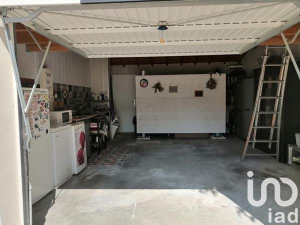 Maison à vendre 4 pièces 92 m² Montfavet