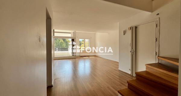 À vendre Appartement 4 pièces 98.66 m² - Saint-ismier 38330