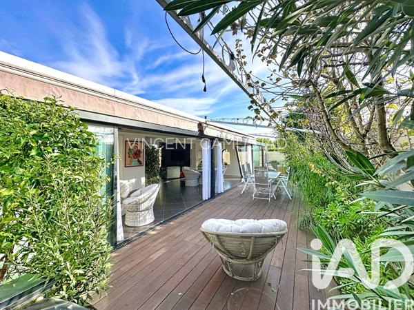 Maison à vendre 6 pièces 177 m² Sanary-sur-Mer