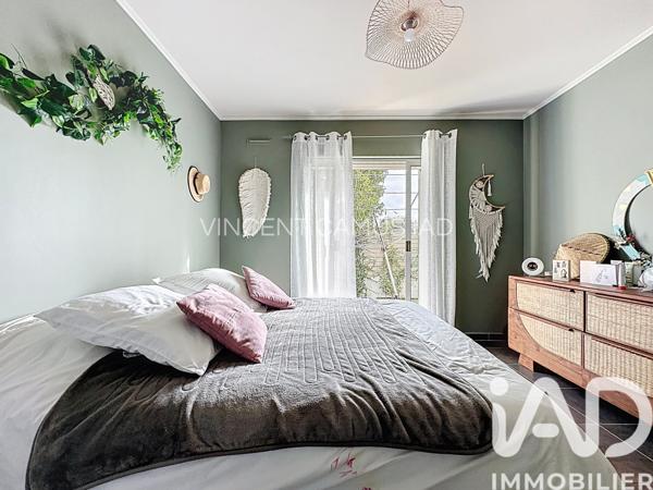 Maison à vendre 6 pièces 177 m² Sanary-sur-Mer