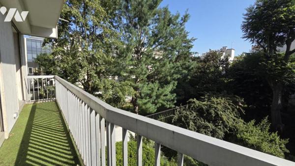 Neuilly – Deux pièces avec balcon sur jardin