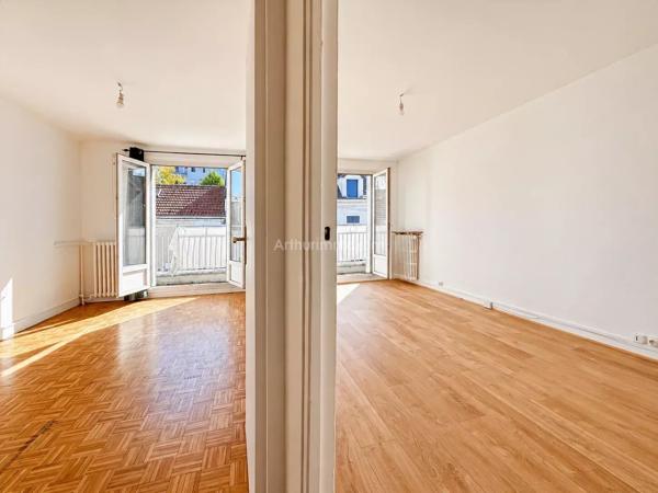 Vente                                                      Appartement
                        
                     2 pièces                      43 m2                     à Lagny-sur-Marne