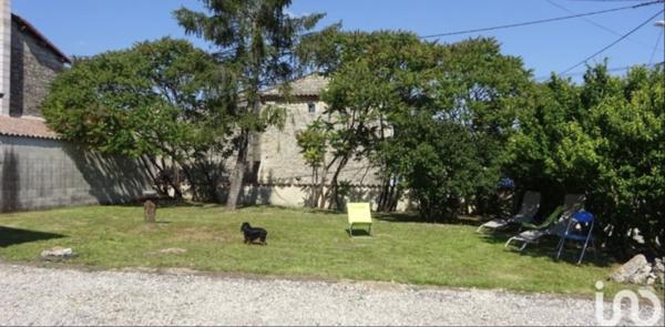 Maison 5 pièces de 166 m² à Loiré-sur-Nie (17470)