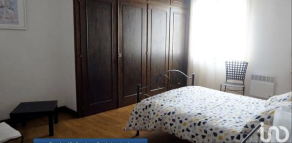 Maison 5 pièces de 166 m² à Loiré-sur-Nie (17470)