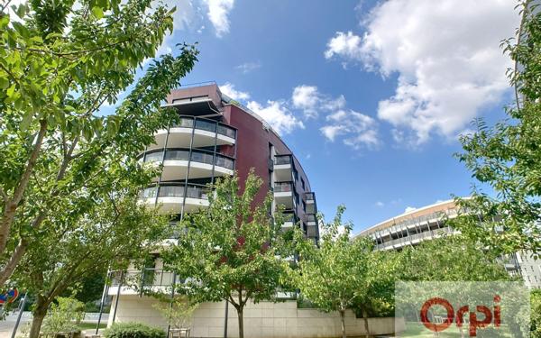 Appartement à vendre    4 pièces • 88,72 m2 Issy-les-Moulineaux