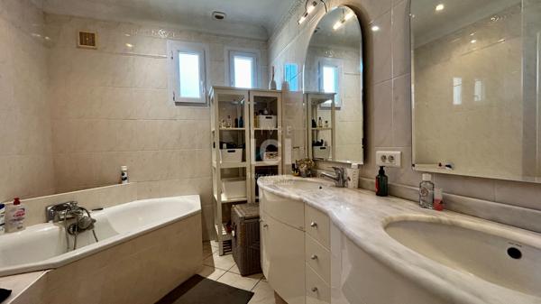 Maison Saint Herblain 7 pièce(s) 146 m2