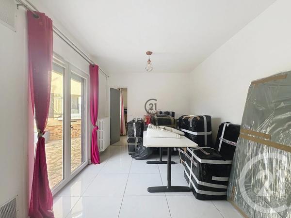 Maison à vendre  5 pièces - 93,09 m 2   CHELLES  - 77