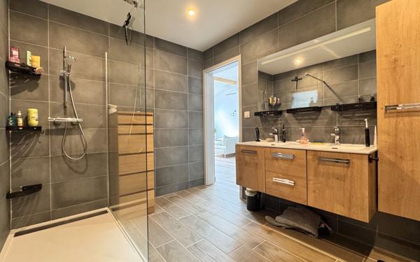 Maison à vendre    4 pièces •  Rezonville