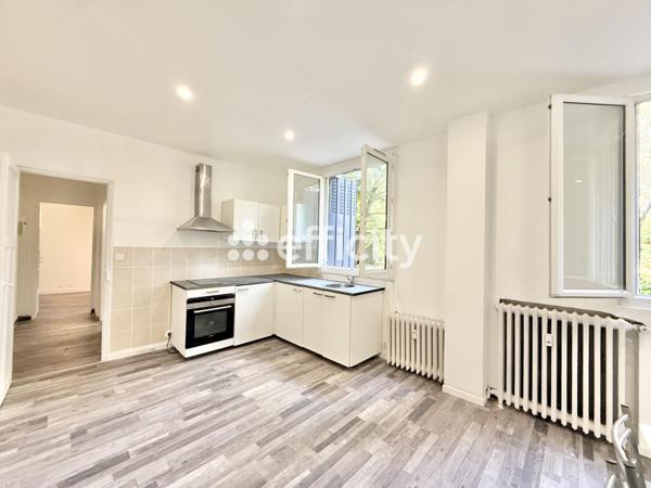 Appartement
         2 pièces
        - 42 m² Exclusivité 107 000 € *