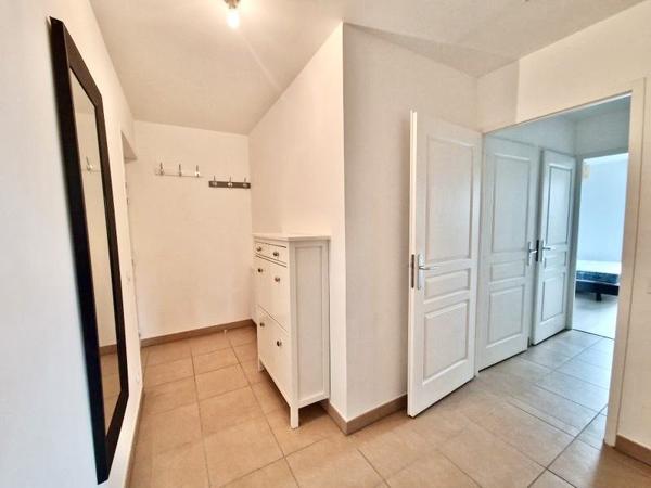 ANNECY CENTRE F4 MEUBLE - 79m²