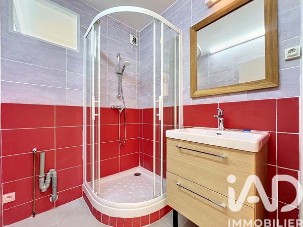 Location studio 28,63 m² Courbevoie