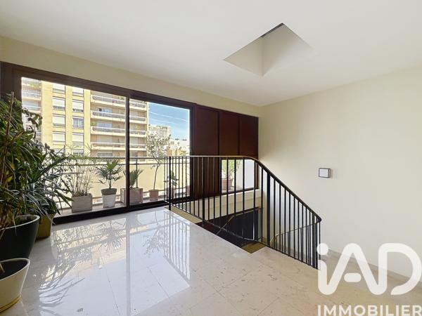 Location studio 28,63 m² Courbevoie