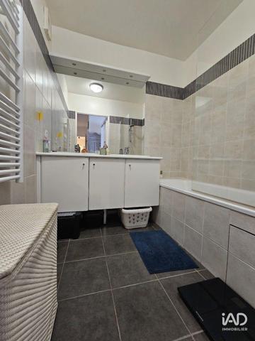 Location appartement 4 pièces 90 m² Asnières-sur-Seine