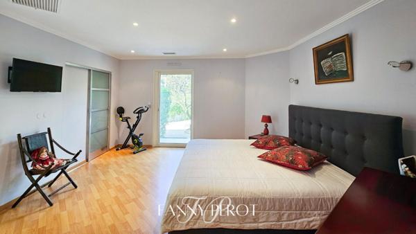 ST-CYPRIEN - Villa d'exception de 194m² à 3 minutes des plages