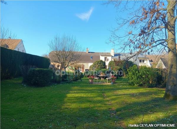 Maison à vendre 8 pièces CLERMONT (60)