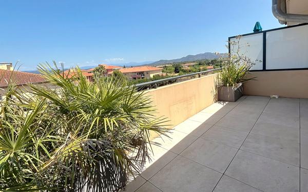 Appartement à vendre    3 pièces • 57,51 m2 Fréjus