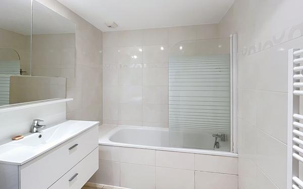 Appartement à vendre    3 pièces • 57,51 m2 Fréjus