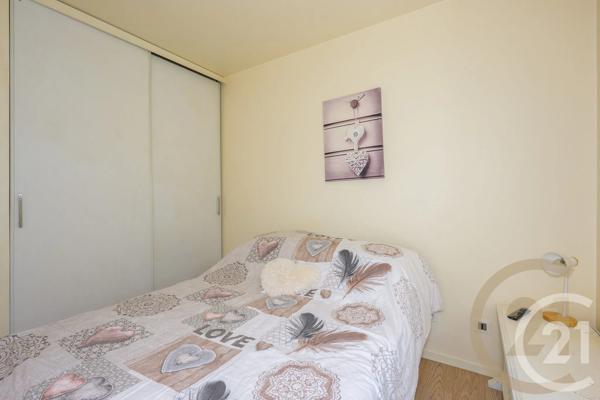 Appartement F2 à vendre  2 pièces - 48,11 m 2   YERRES  - 91