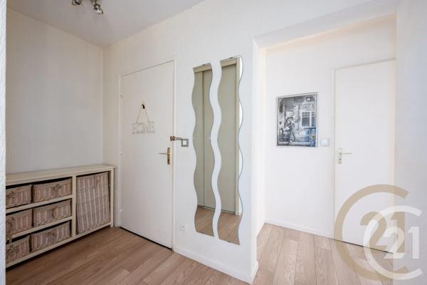 Appartement F2 à vendre  2 pièces - 48,11 m 2   YERRES  - 91
