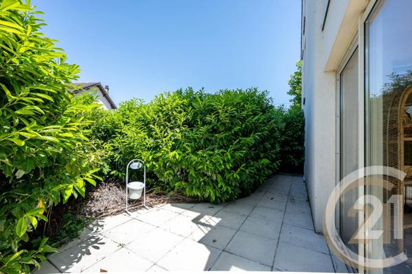 Appartement F2 à vendre  2 pièces - 48,11 m 2   YERRES  - 91