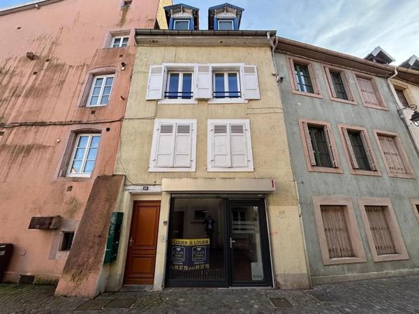 Immeuble à vendre 161.81m²