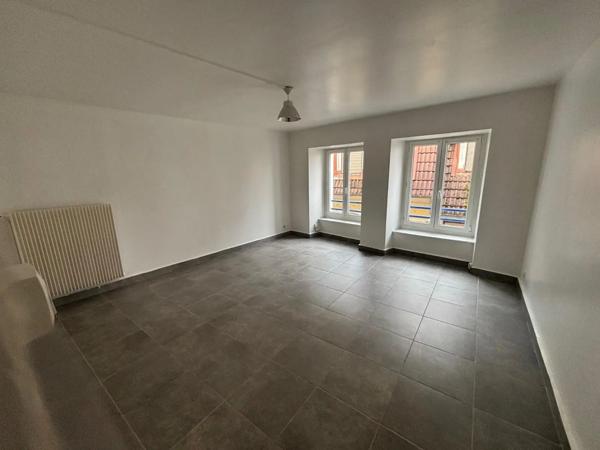 Immeuble à vendre 161.81m²