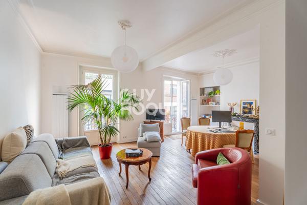 Appartement 2/3 pièces - Traversant - Balcon - Immeuble ancien de standing