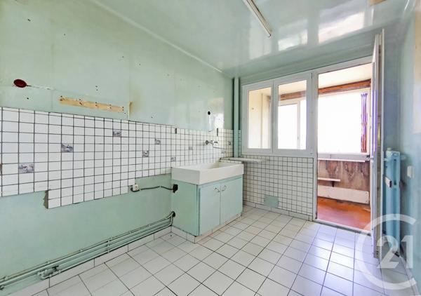 Appartement F4 à vendre  4 pièces - 73,58 m 2   CLAMART  - 92