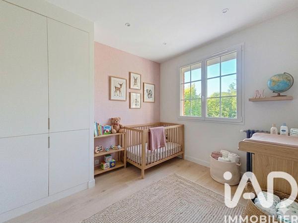 Maison à vendre 5 pièces 118,76 m² Suresnes