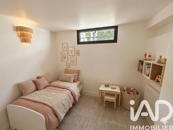 Maison à vendre 5 pièces 118,76 m² Suresnes