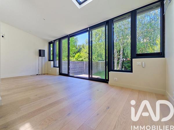 Maison à vendre 5 pièces 118,76 m² Suresnes