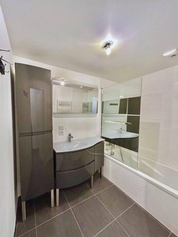 Appartement T4 en duplex à Saint-Jeoire-Prieuré avec garage et cellier