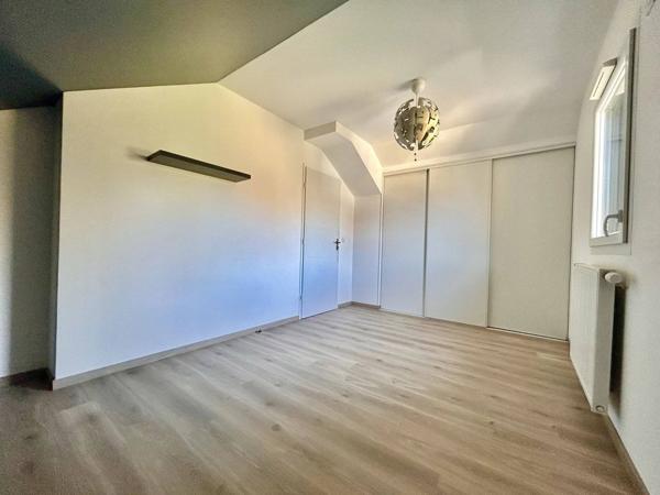 Appartement T4 en duplex à Saint-Jeoire-Prieuré avec garage et cellier