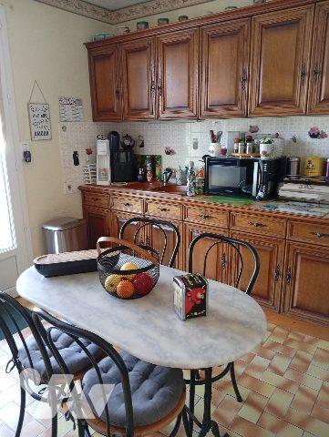 MAISON DE PLAIN PIED SUR 900 m² de TERRAIN CLOS