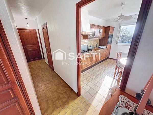 Maison de plain pied de 90m2 avec garage sur un terrain de 1400m2