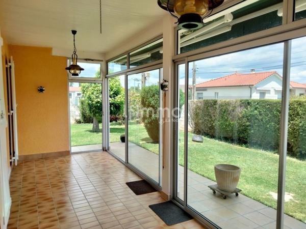 Maison Plain pied trois chambres lagarde