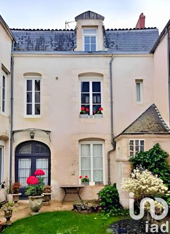 Maison à vendre 14 pièces 203 m² La Rochelle