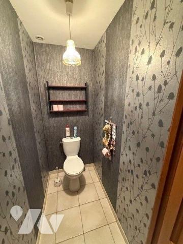 Maison à Vendre à Hesdin (62140) en Pas-de-Calais (62)

Cette maison de 120 m² de surface hab...