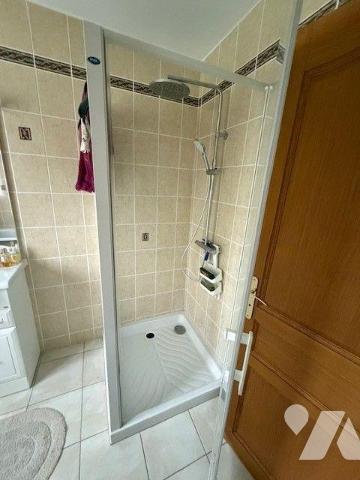 Maison à Vendre à Hesdin (62140) en Pas-de-Calais (62)

Cette maison de 120 m² de surface hab...