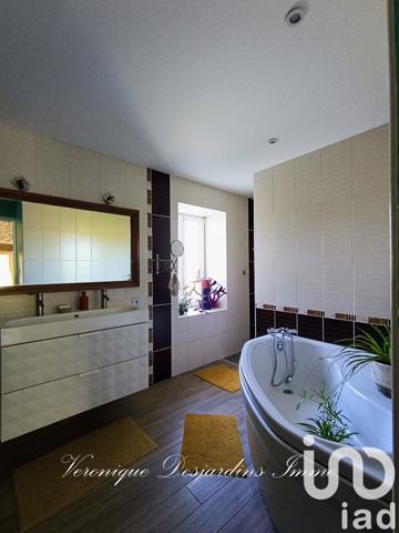 Maison à vendre 7 pièces 198 m² Chermignac