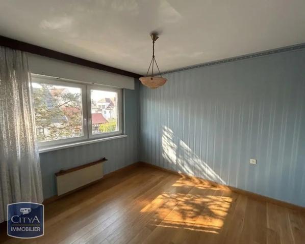 Appartement à louer 4 pièces 92.23m²