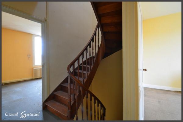 Maison bourgeoise de caractère à vendre 16 pièces SAINTE FOY LA GRANDE (33)