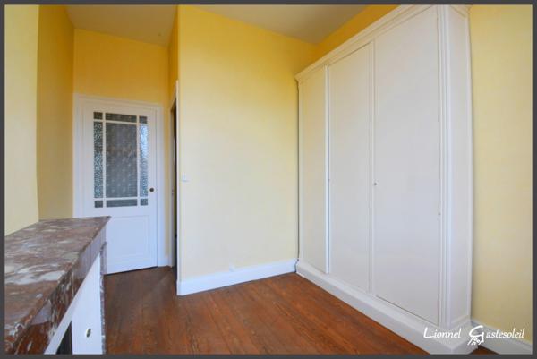 Maison bourgeoise de caractère à vendre 16 pièces SAINTE FOY LA GRANDE (33)