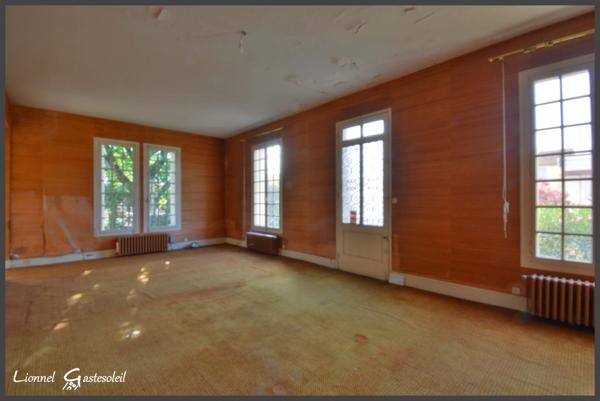 Maison bourgeoise de caractère à vendre 16 pièces SAINTE FOY LA GRANDE (33)